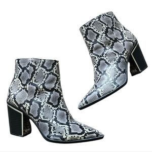 Circus by Sam Edelman CAL Black and Gray Ankle Boots with Chunky Heel Size 10